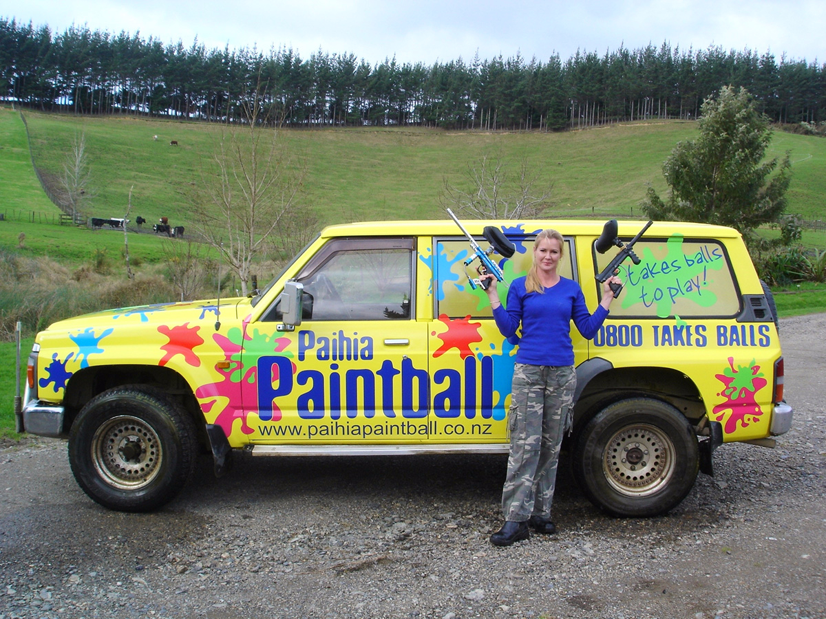 Paihia Paintball Car Signage